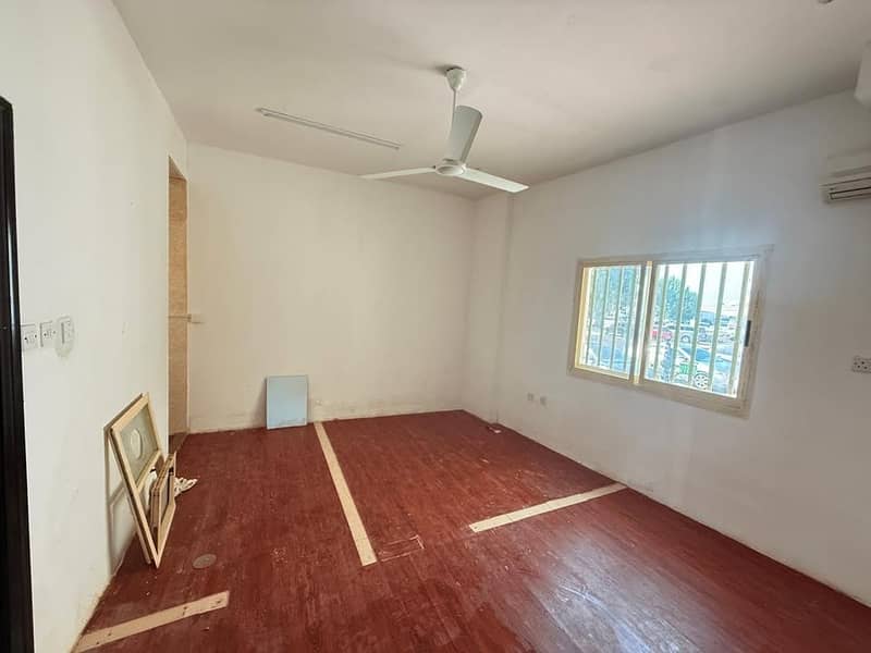 Ground floor studio apartment - annual rent - split AC - free maintenance - second row from the Corniche