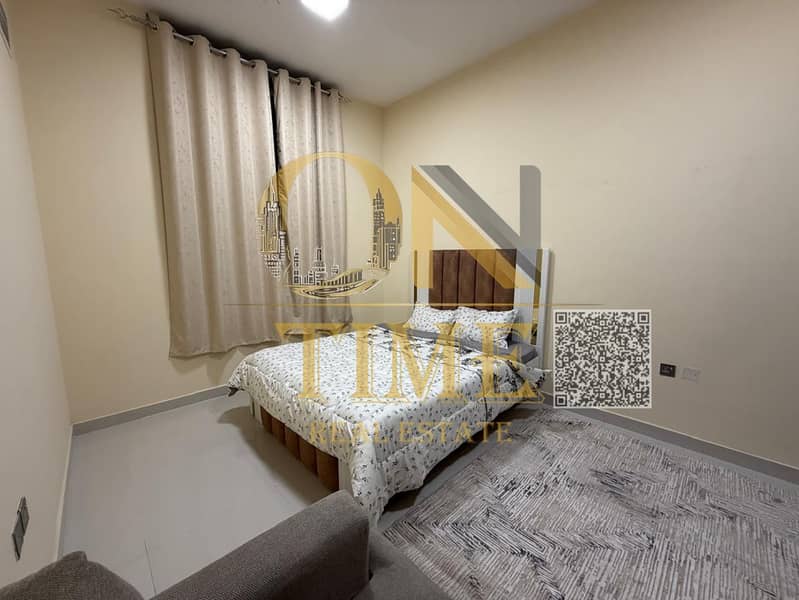 Elegant unit | New furnishings | Modern appliances | Prime location