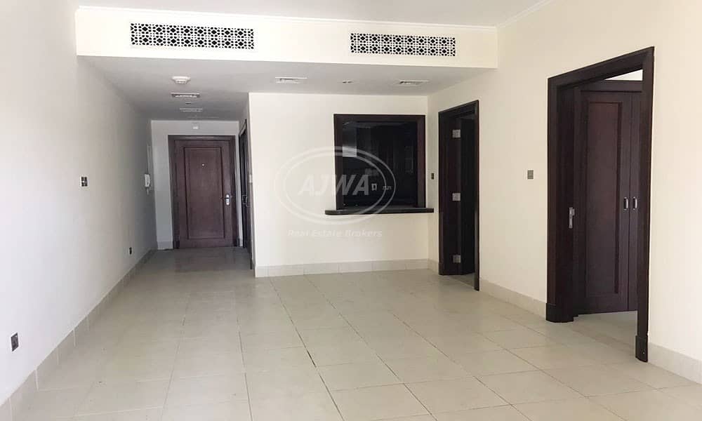 Old Town | Vacant 1 BR | Well Maintained Old Town | Vacant 1 BR | Well Maintained