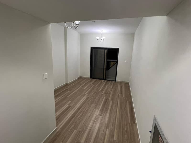 The best apartments in Ajman, Al Jurf, near the Chinese market. Two bedrooms and a living room, spacious and luxuriously finished. New building, secon