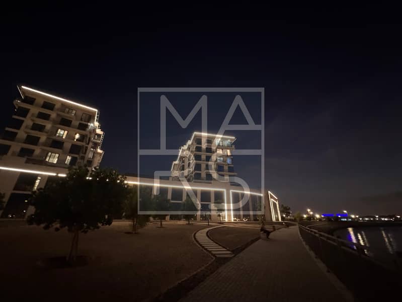 Sea View Pure Bliss for Redefined 1 bedroom Beachfront Living