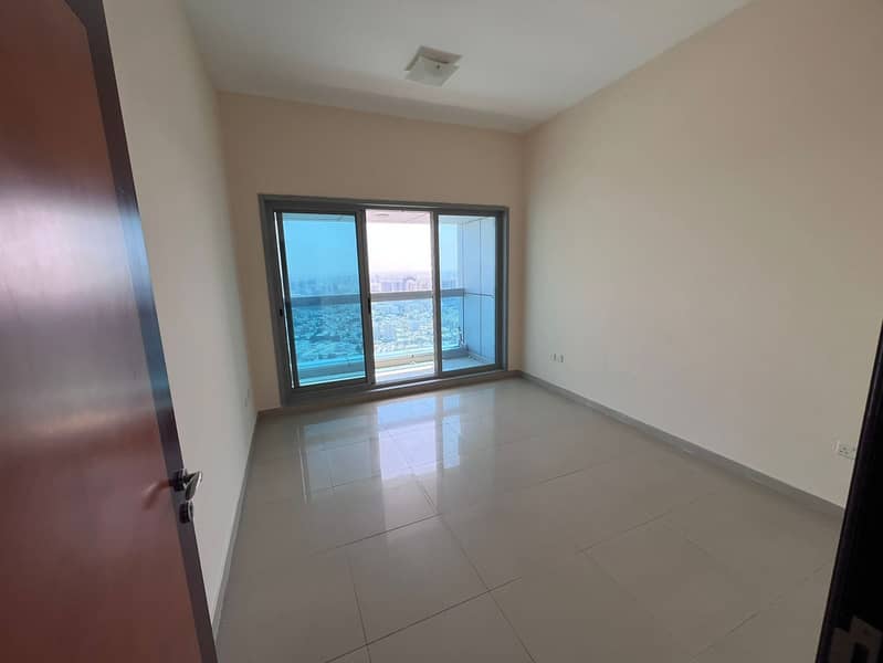 Ajman Corniche, first row, prime location, flexible payment options, easy access to Dubai and Sharjah, close to all services