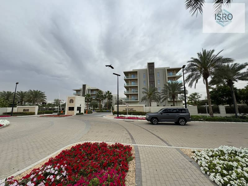 Ready- huge size studio-12 Cheques payment plan