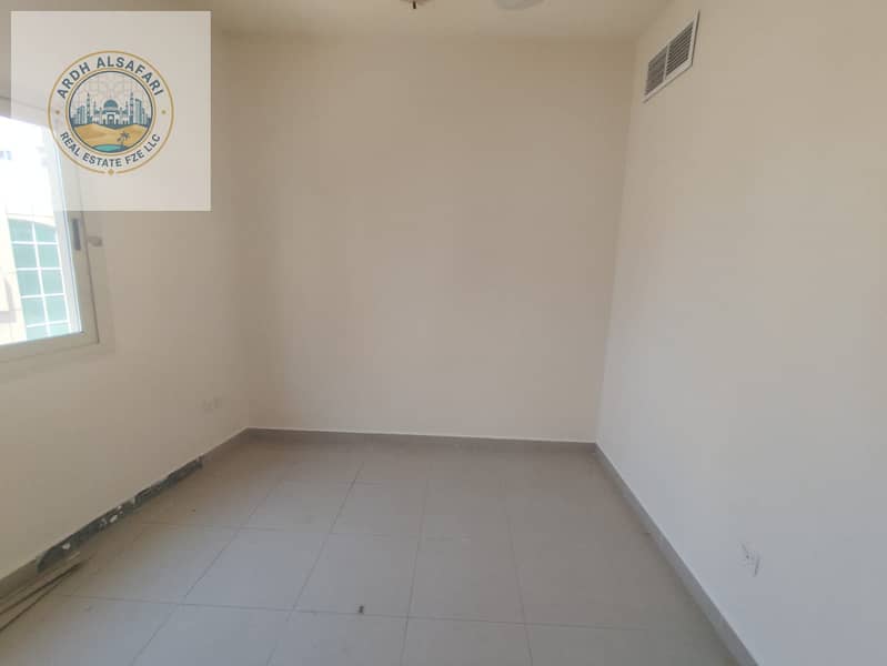 Specious 1BHK With Master Bedroom And 2 Washroom Only 25k