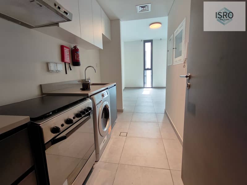 Ready to move||studio||appliances