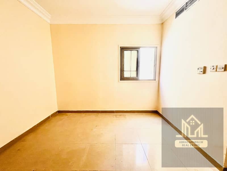Upgrade Your Living Space!!! Spacious Studio with Modern Kitchen for Family in 21k, Close to Dubai Exit, Muwaileh Sharjah, Call Umer