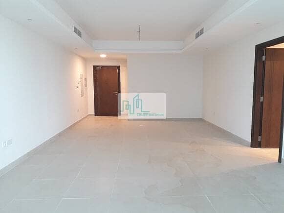 Four bedroom plus maids room available at Corniche Road, Abu Dhabi