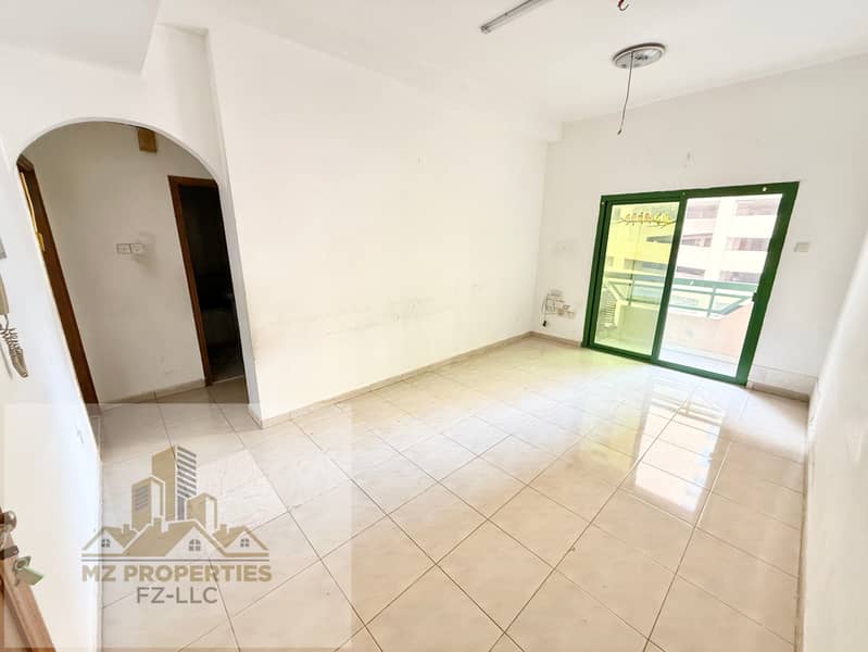 NO DEPOSIT !! NEAR NESTO !! BEAUTIFUL 1BHK WITH BALCONY FAMILY BUILDING IDEAL LOCATION !! JUST 30,999