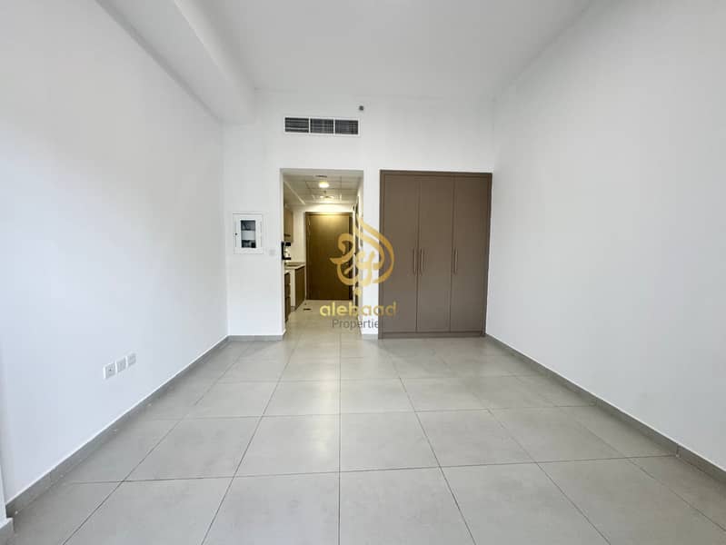 New building Luxury Studio apartment available with All amenities book now!