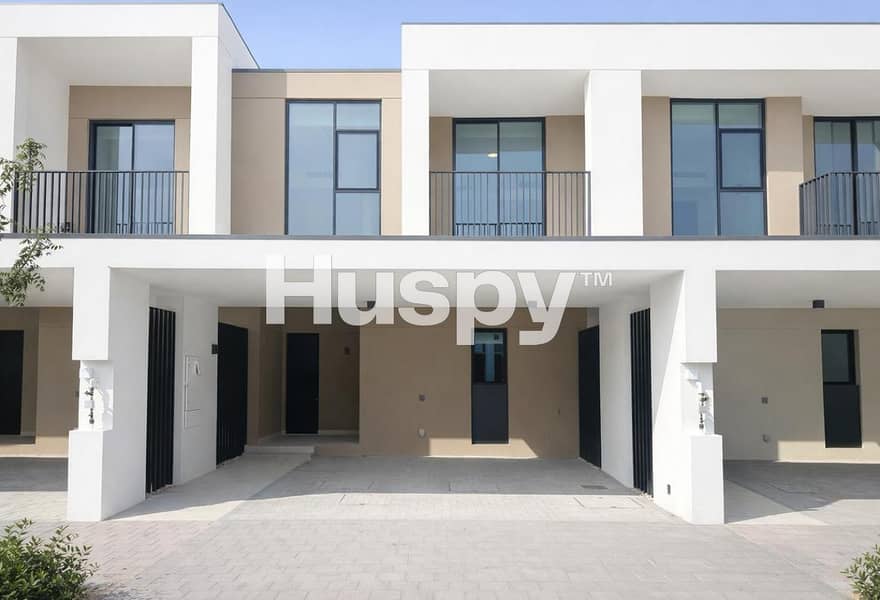 Single Row | Opposite Pool | Large Garden Single Row | Opposite Pool | Large Garden
