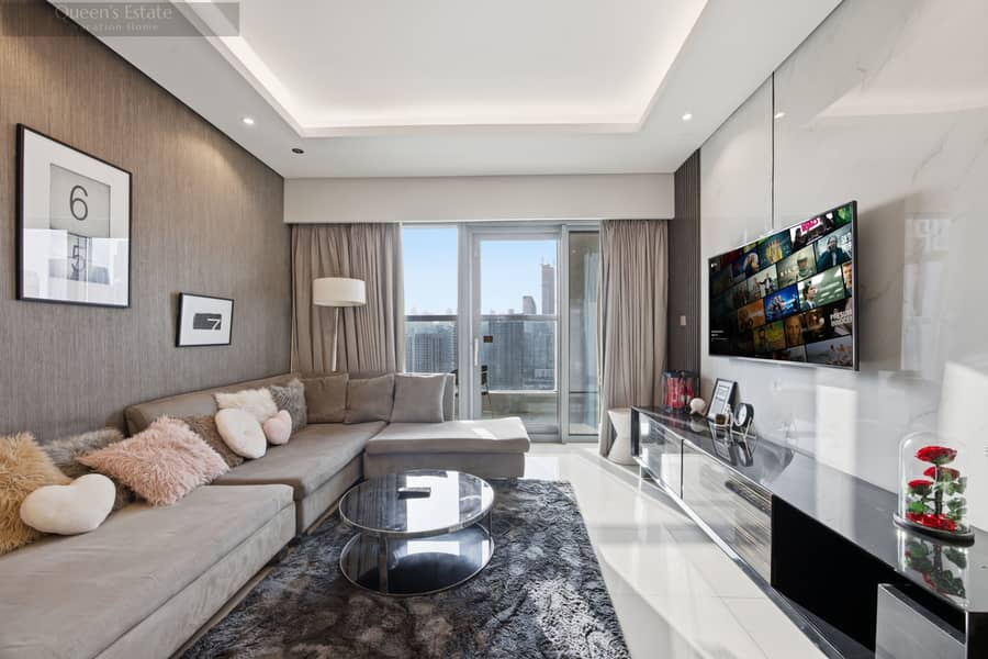 Stylish 1BHK in DAMAC Paramount | Prime Location & Luxury Living