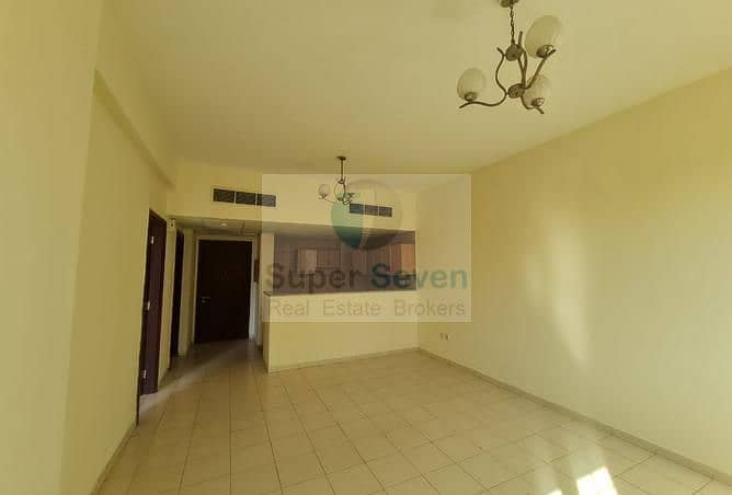 SPACIOUS || WITH BALCONY || NEAR BUS STOP