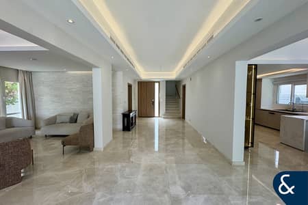 4 Bedroom Villa for Rent in The Meadows, Dubai - HUGE PRICE DROP | Upgraded | Private Pool
