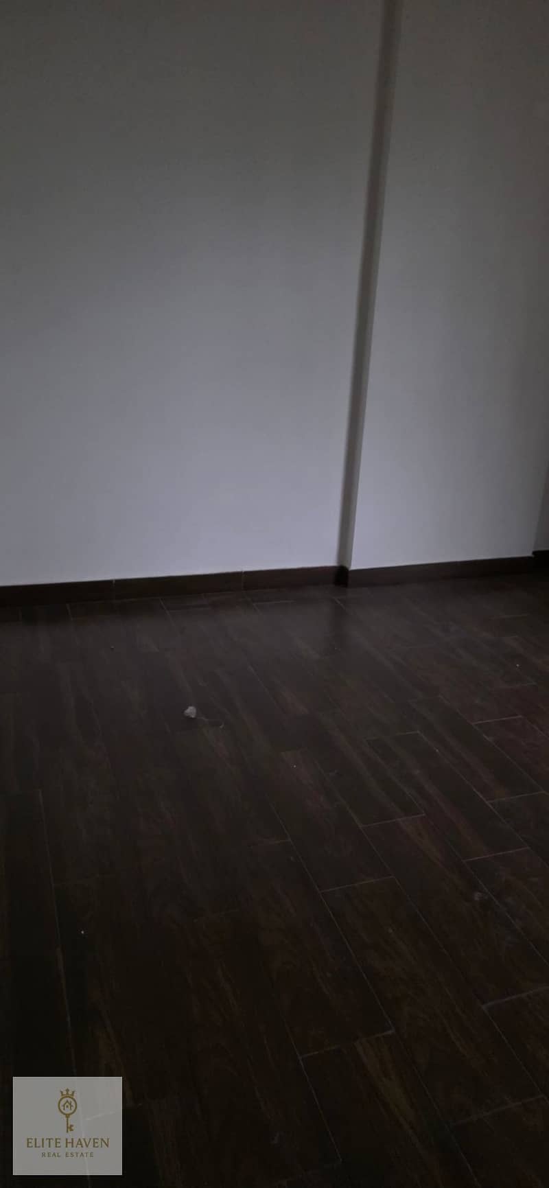 6 1000122261. jpg