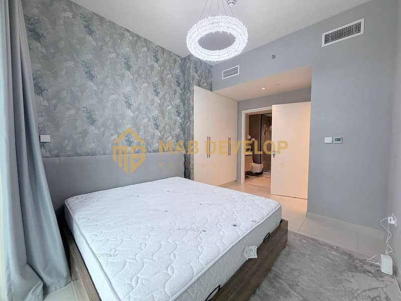 13 48d272b6-4b08-4c0b-811b-d33a5fe3f2f7. jpg