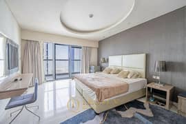 جاهز للسكن | مفروش بالكامل | إطلالات على وسط المدينة