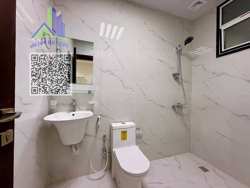 34 5d7fb468-01d4-4707-b755-6b0242641b70. jpg