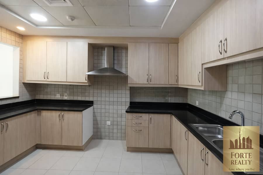 2 Modern kitchen with L-shaped layout. png