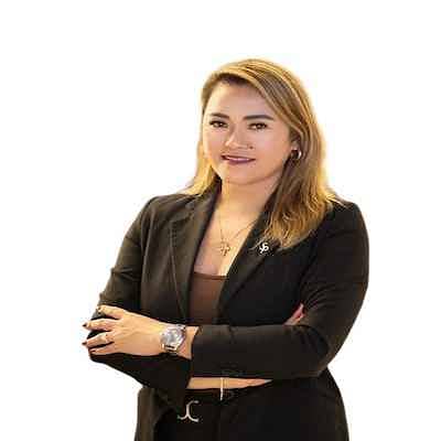 Fyline Joy Adlawan