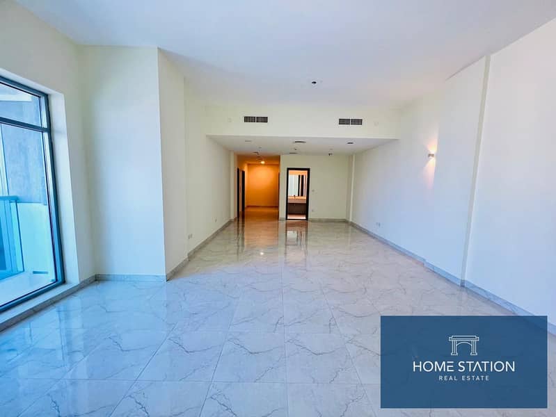 HOT DEAL | CHILLER FREE | BIG 3BR | LUXURY LIVING | BALCONY | MINUTES FROM MOE