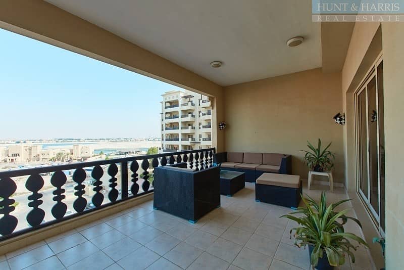 Large Balcony and Closed Kitchen walk to the private beach!