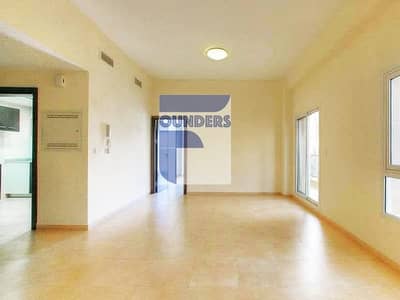 Best Deals | Closed Kitchen | Balcony and Terrace Best Deals | Closed Kitchen | Balcony and Terrace