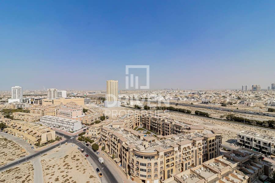 High Floor | Furnished | Close to Circle Mall