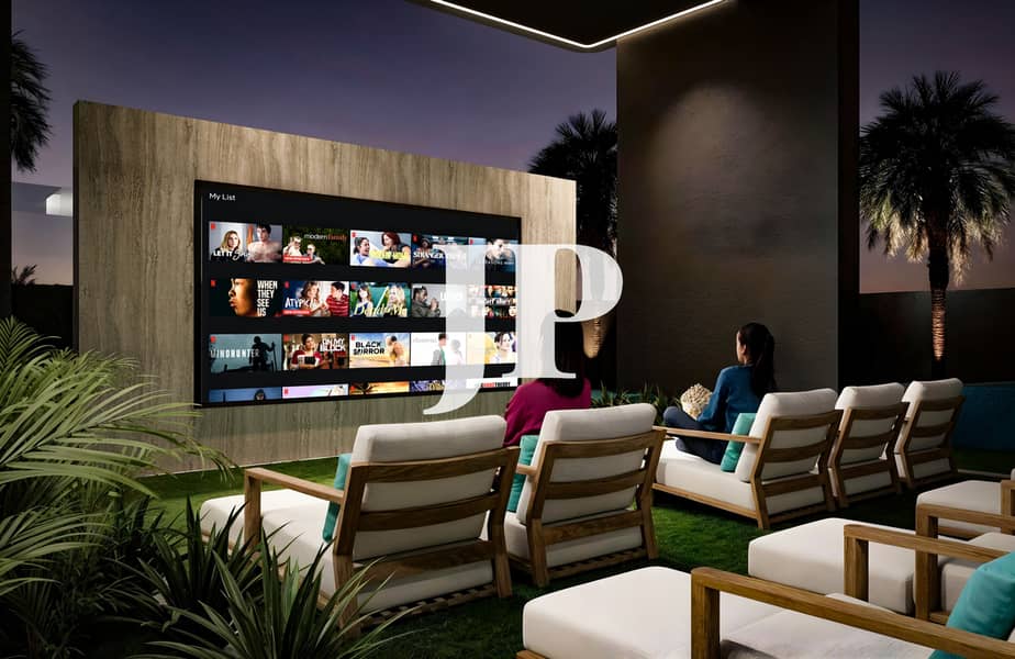 10 Outdoor Cinema. png