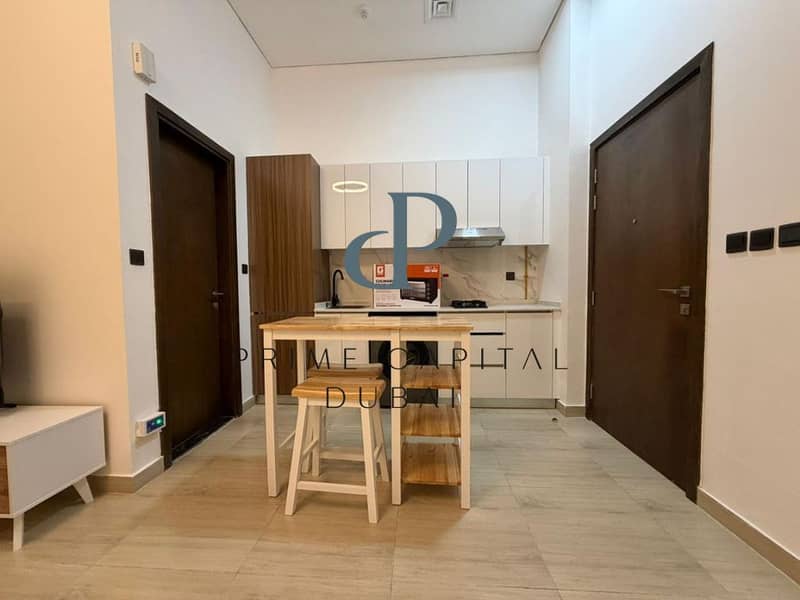 Furnished Studio | Elysee III | Balcony and Pool Access - Image 2