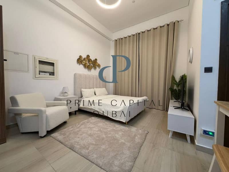 Furnished Studio | Elysee III | Balcony and Pool Access - Image 4