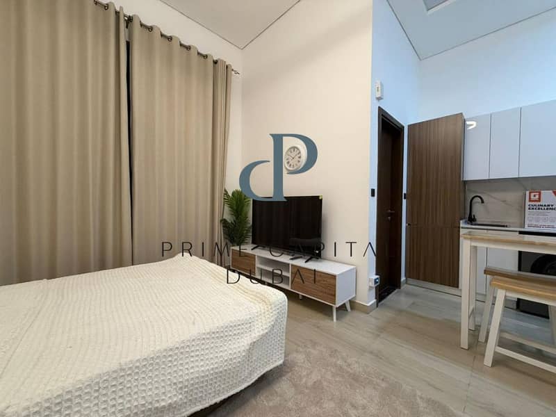 Furnished Studio | Elysee III | Balcony and Pool Access - Image 7