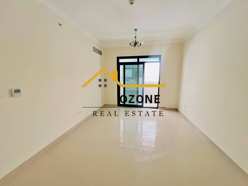 Wow brand new building cantral ac saprit hall and saprit room with balcony wardrobe good area all family's