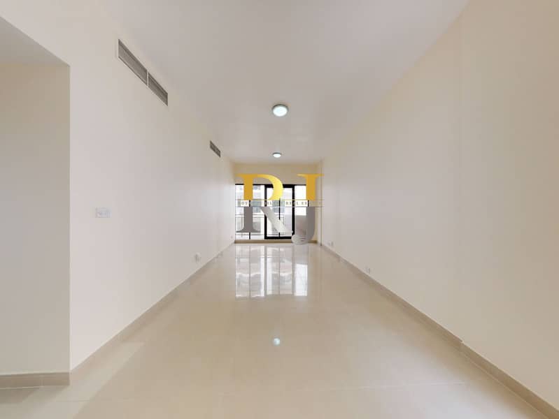 Golden Sands 9 with View of Landmark