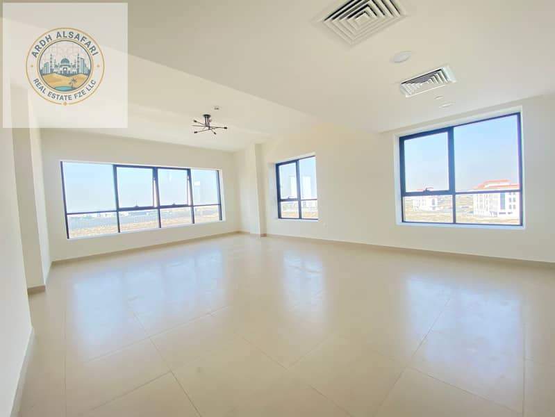 Spacious 2BHK Apartment with Maid Room, Balcony, Modern Kitchen, Biggest Hall & 4 Washrooms | 90K Rent | Tilal City