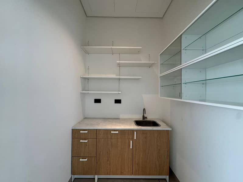 Spacious 5-BR|Majlis & Maids Room| Garden - Image 20