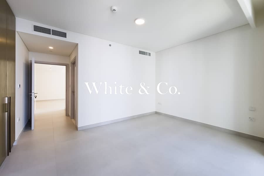 Marina & Palm Views | Beachfront | 2YR PHPP - Image 7