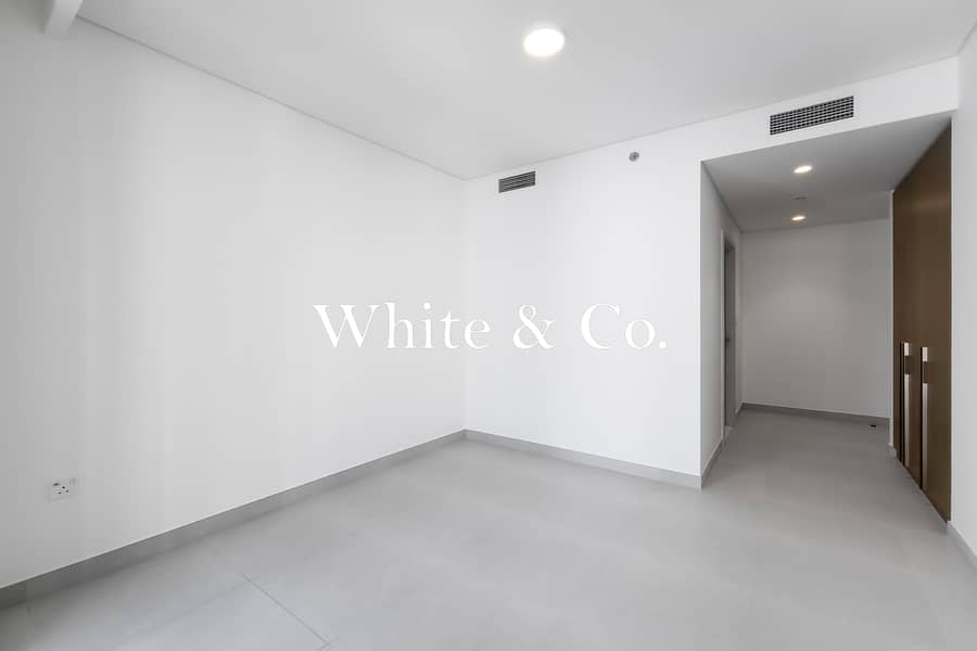 Marina & Palm Views | Beachfront | 2YR PHPP - Image 11