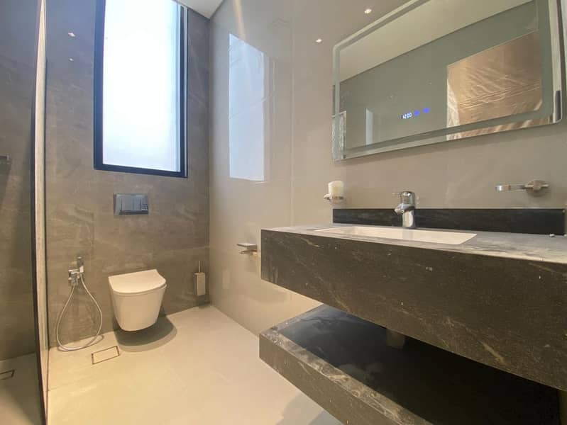 4BR VILLA | MAJLIS & HALL | MAID ROOM - Image 9