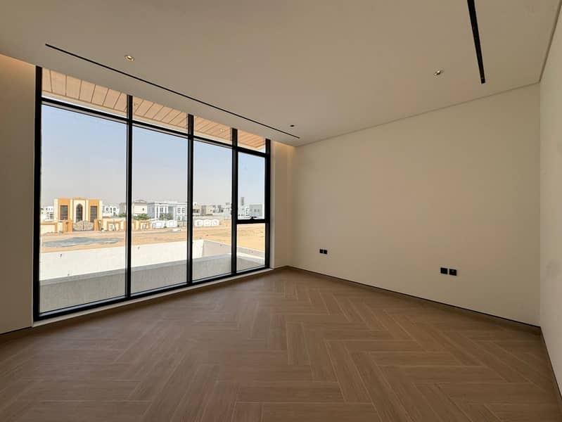 Spacious 5-BR|Majlis & Maids Room| Garden - Image 13