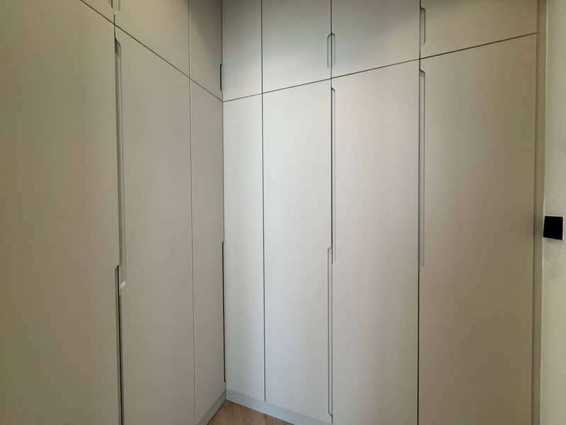 Spacious 5-BR|Majlis & Maids Room| Garden - Image 28