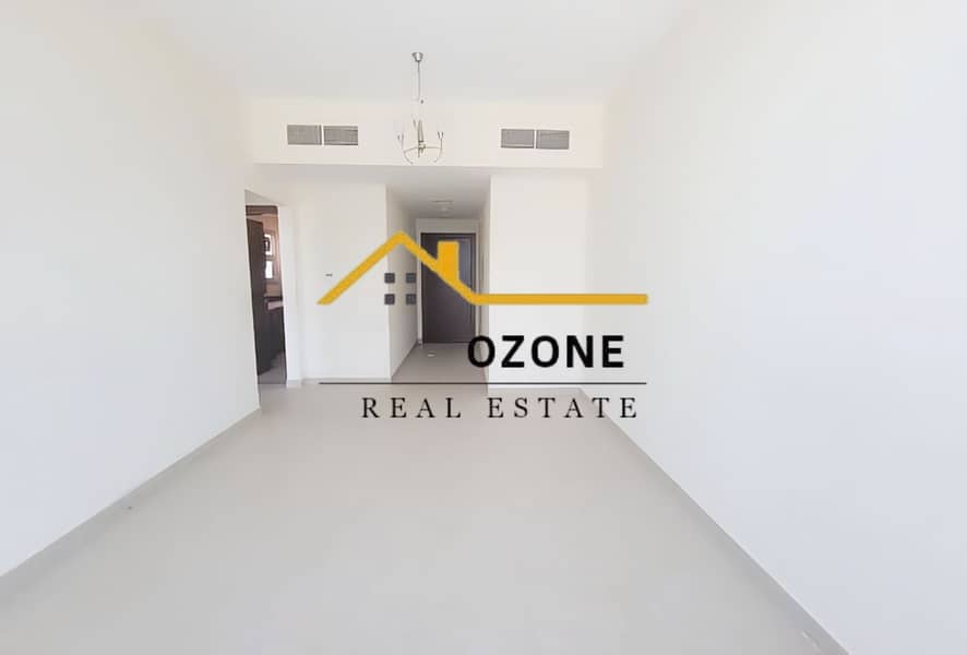 HOT OFFER ~ 6 CHEQUES PAYMENT ~ FREE DAYS ~ FREE PARKING