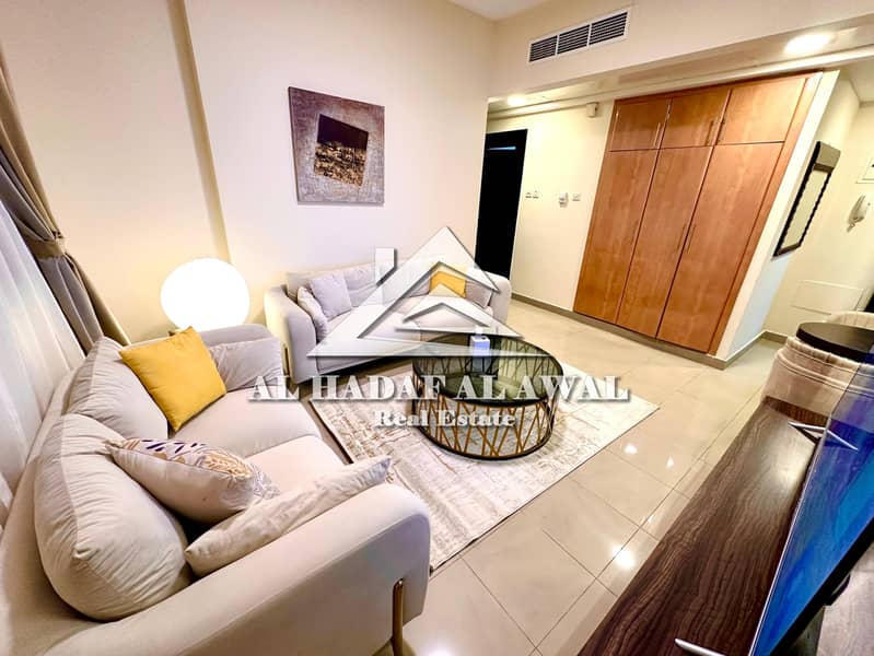 One-bedroom apartment with a living room, with distinctive furnishings, for monthly rent in the Almajaz3 area.