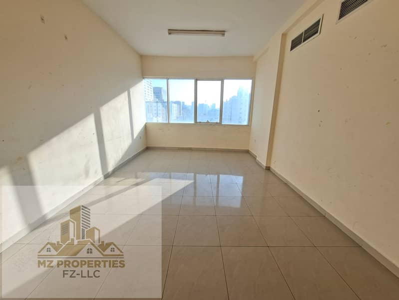 REASONABLE PRICES ! 2 BEDROOMS CLOSE HALL ! 3 BATH ! FANTASTIC OFFER ! IN 33999