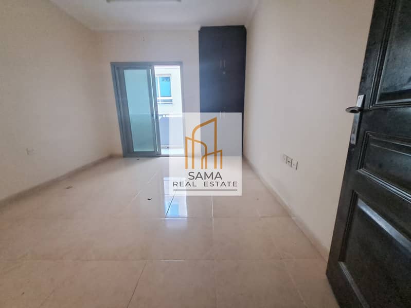 Huge Size Spacious 2Bhk || 3 Washrooms + 2 Balcony || Wardrobes + Parking ||