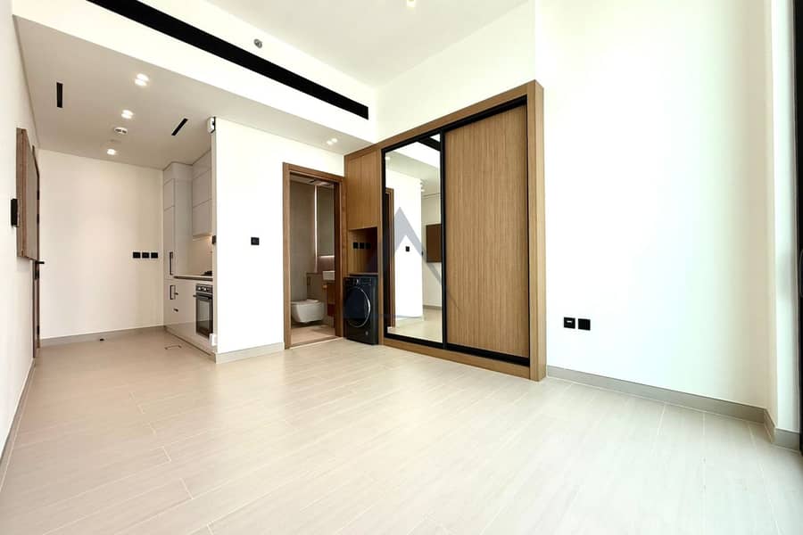 Premium Studio | Modern Layout | Prime Location Premium Studio | Modern Layout | Prime Location