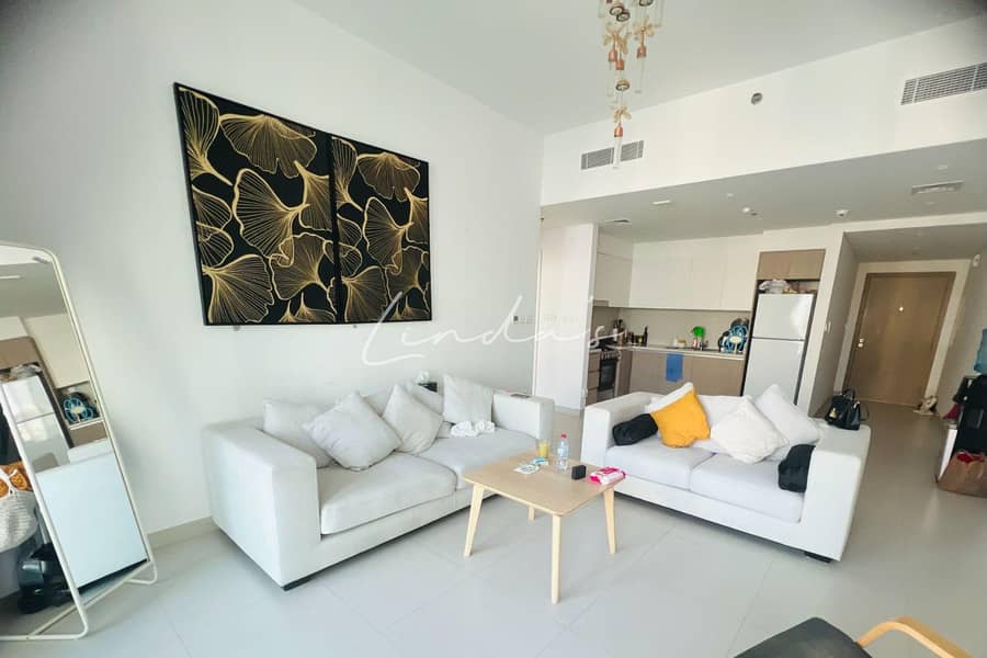 4 images image img