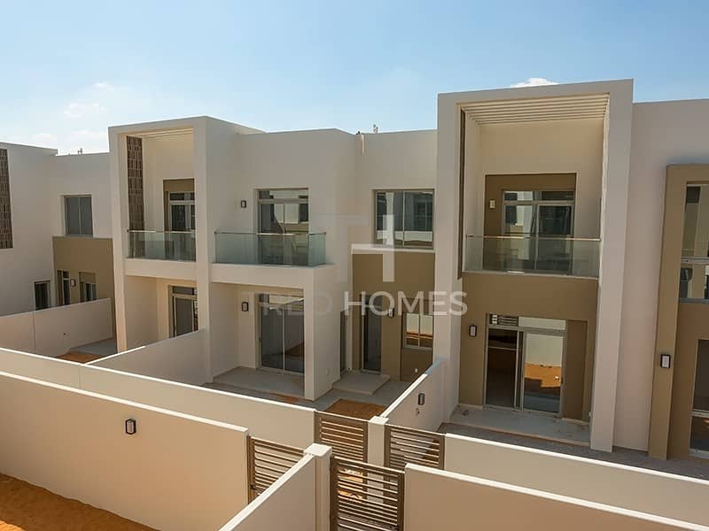 Exclusive 1M | Close to Park | 3Bed+Maid