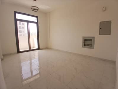 1 habitación Apartamento para en Alquiler en Aljada, Sharjah - 20260322_123738. jpg 1 habitación Apartamento para en Alquiler en Aljada, Sharjah - 20260322_123738. jpg
