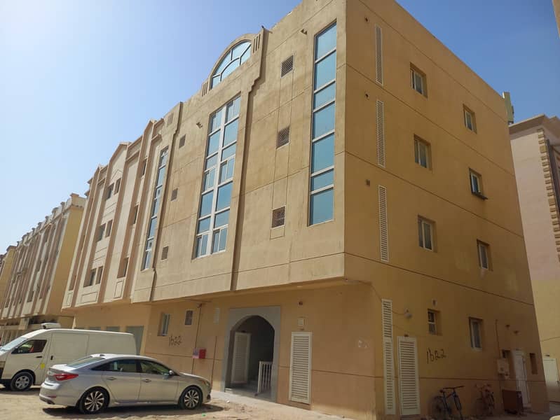 2 صورة بناية من الامام 2. jpeg