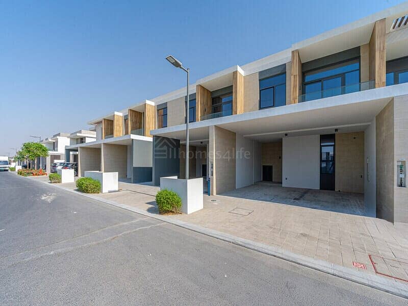 Single Row | Near Amenities | Prime Location Single Row | Near Amenities | Prime Location